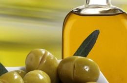 Alexandra’s Recipes – Gourmet Green Cracked Olives